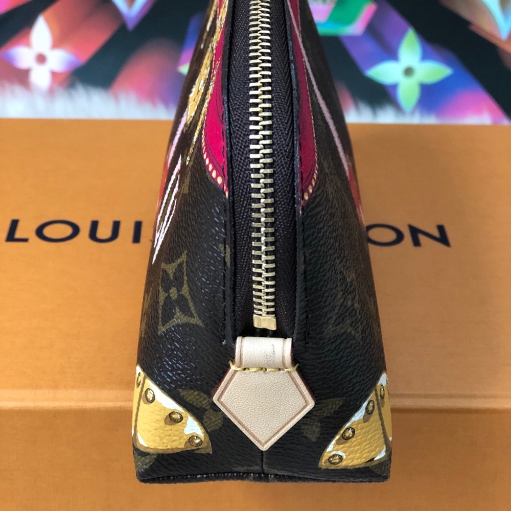 ❌SOLD❌ Louis Vuitton Summer Trunk Cosmetic Pouch - Picture 4 of 8